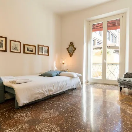 Appartement Asinelli Suite, Privilegiata Vista Sulle Due Torri Bologna
